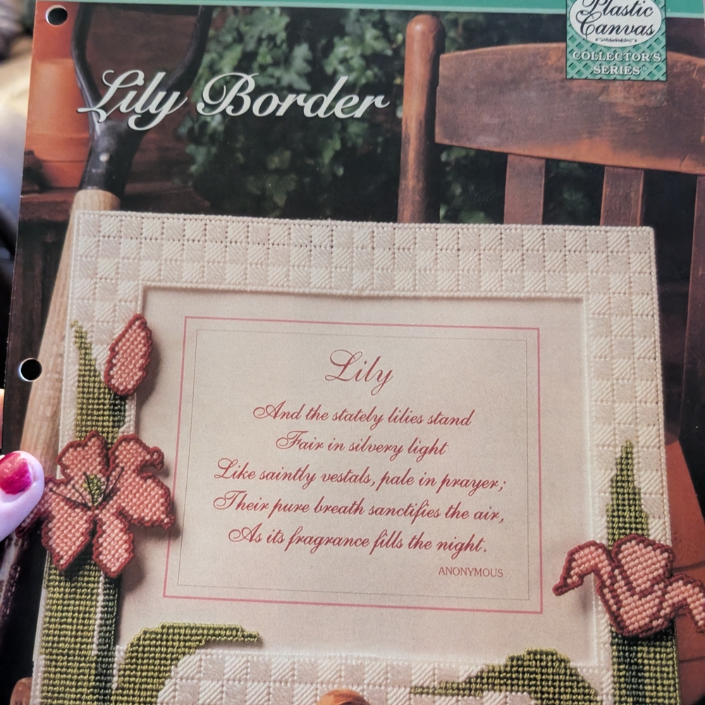 Lily Border Plastic Canvas Kit